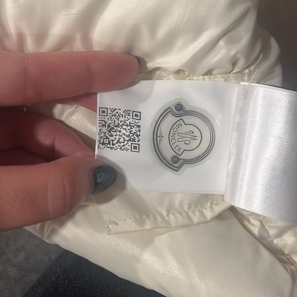 Moncler jacket - Picture 4 of 5